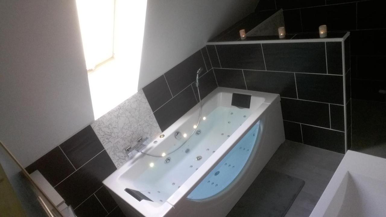 Gite Cantauvergne Villa Vebret ภายนอก รูปภาพ