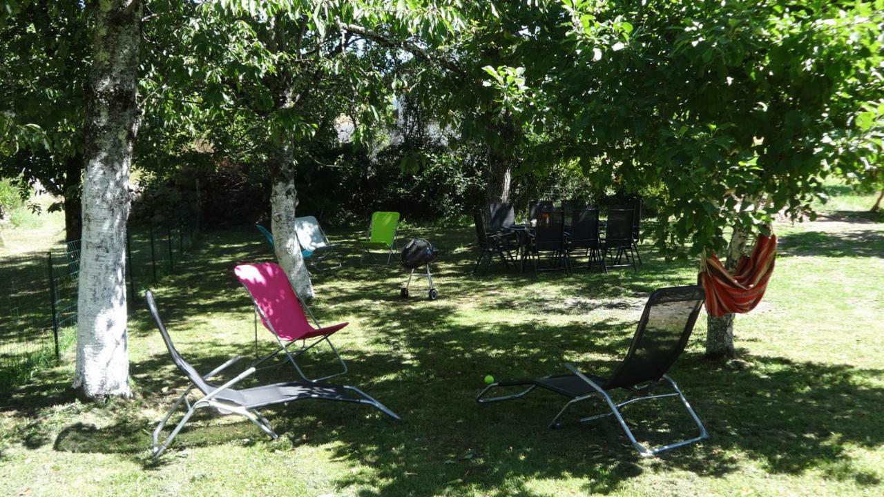 Gite Cantauvergne Villa Vebret ภายนอก รูปภาพ